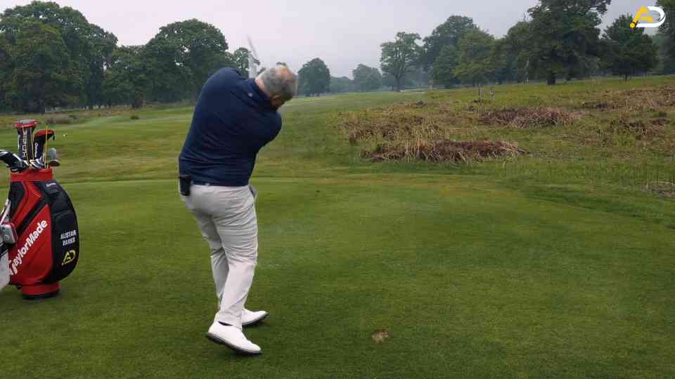 Alistair Davies fixes early extension in the golf swing