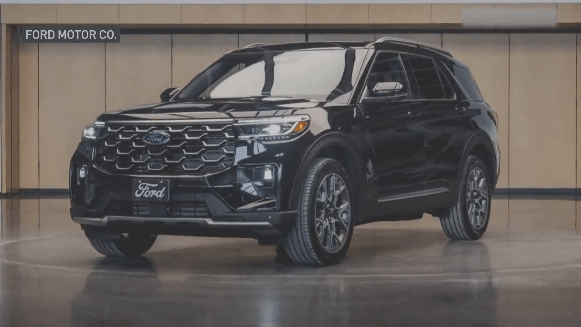 Workers at Ford's Chicago Assembly Plant build one-of-a-kind SUV for ...