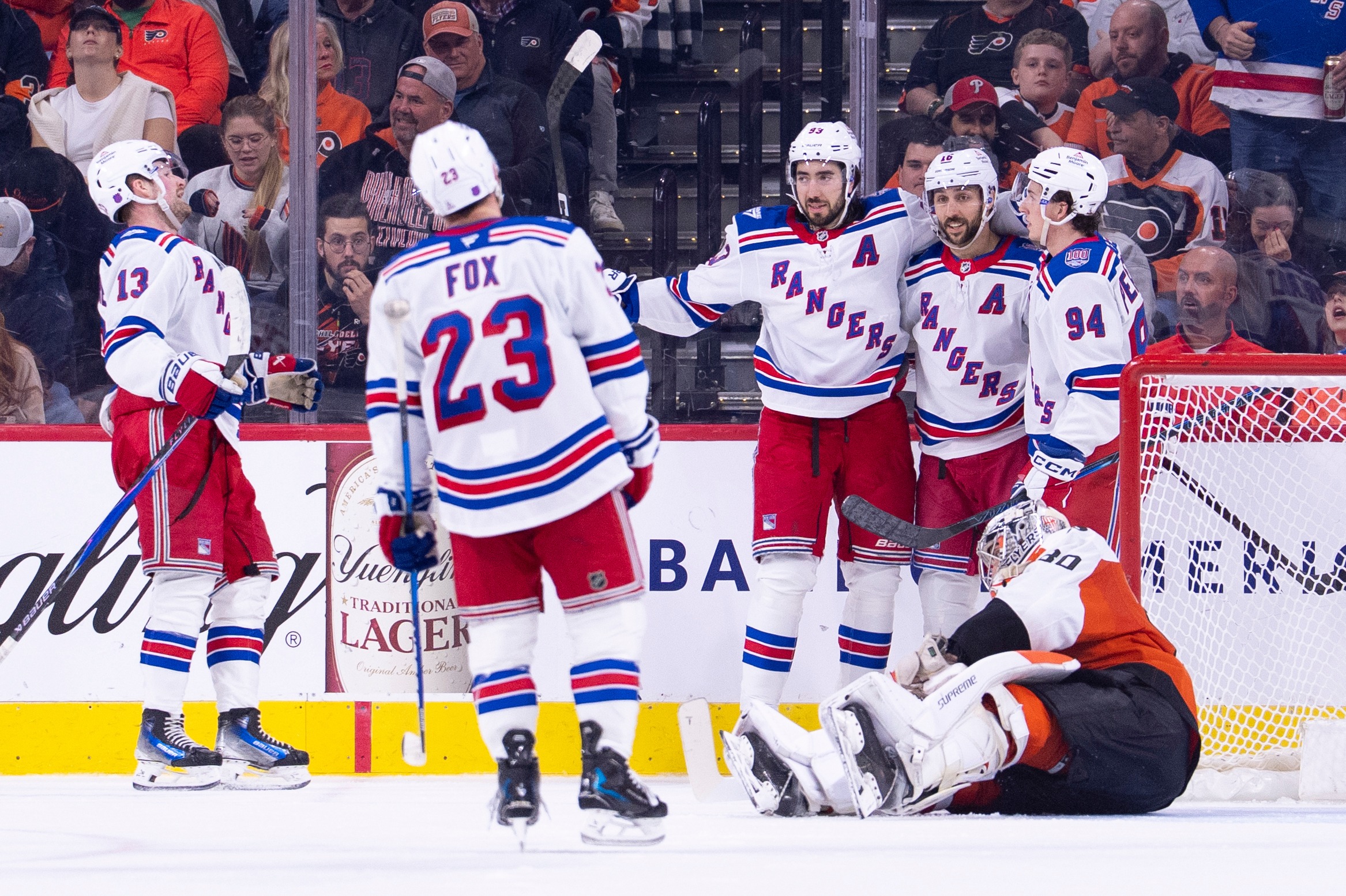 Rangers rout Flyers in rare all-around effort as new top line shines