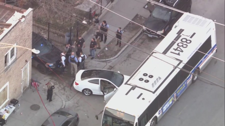 Suspect accused of hitting pedestrian, crashing into CPD squad car ...