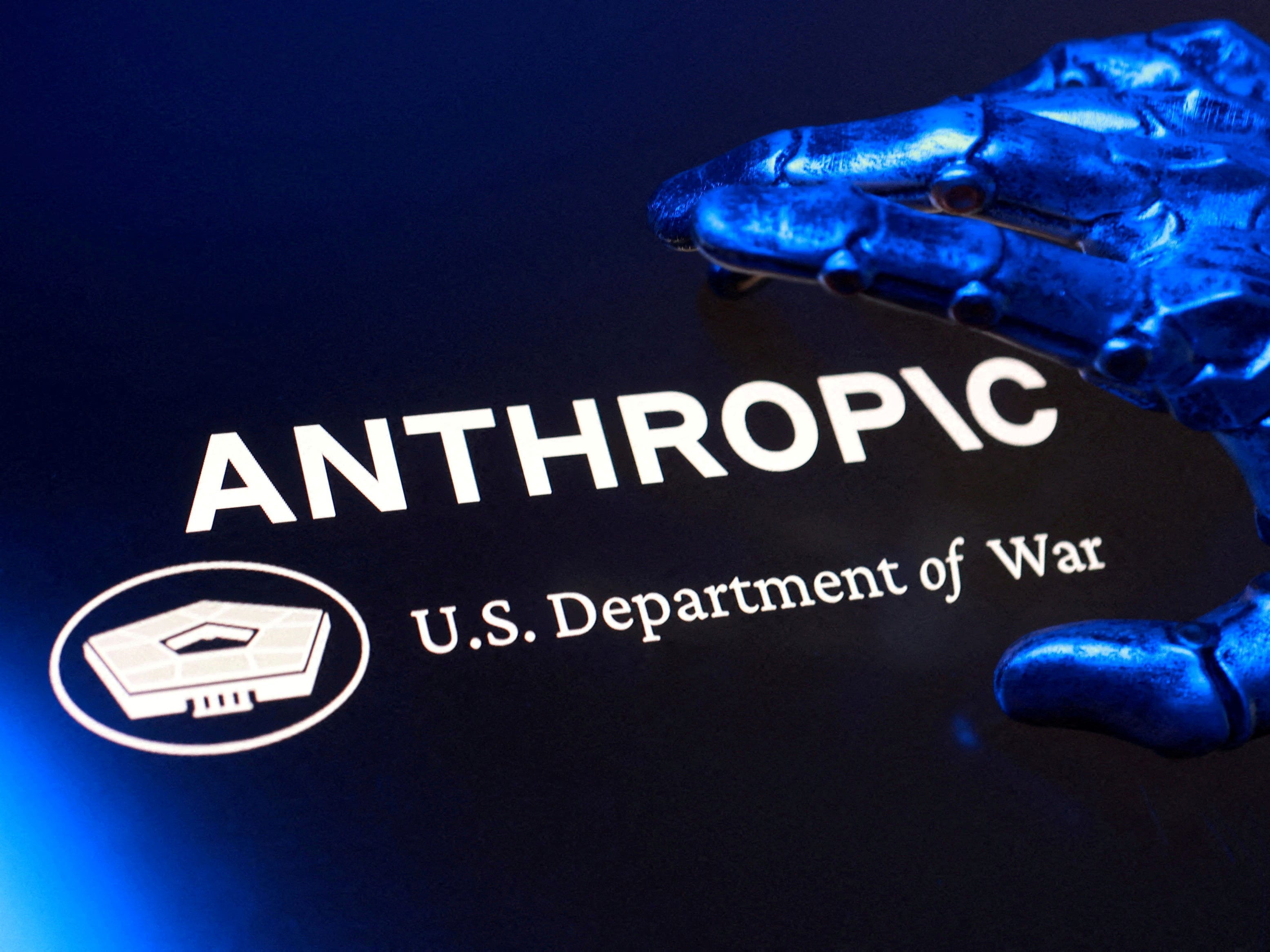 Workers at OpenAI show support for Anthropic as the company says it ...