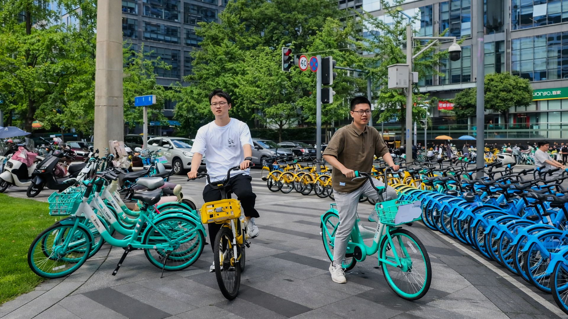 More People Choose Shared Bikes For Short Travel China