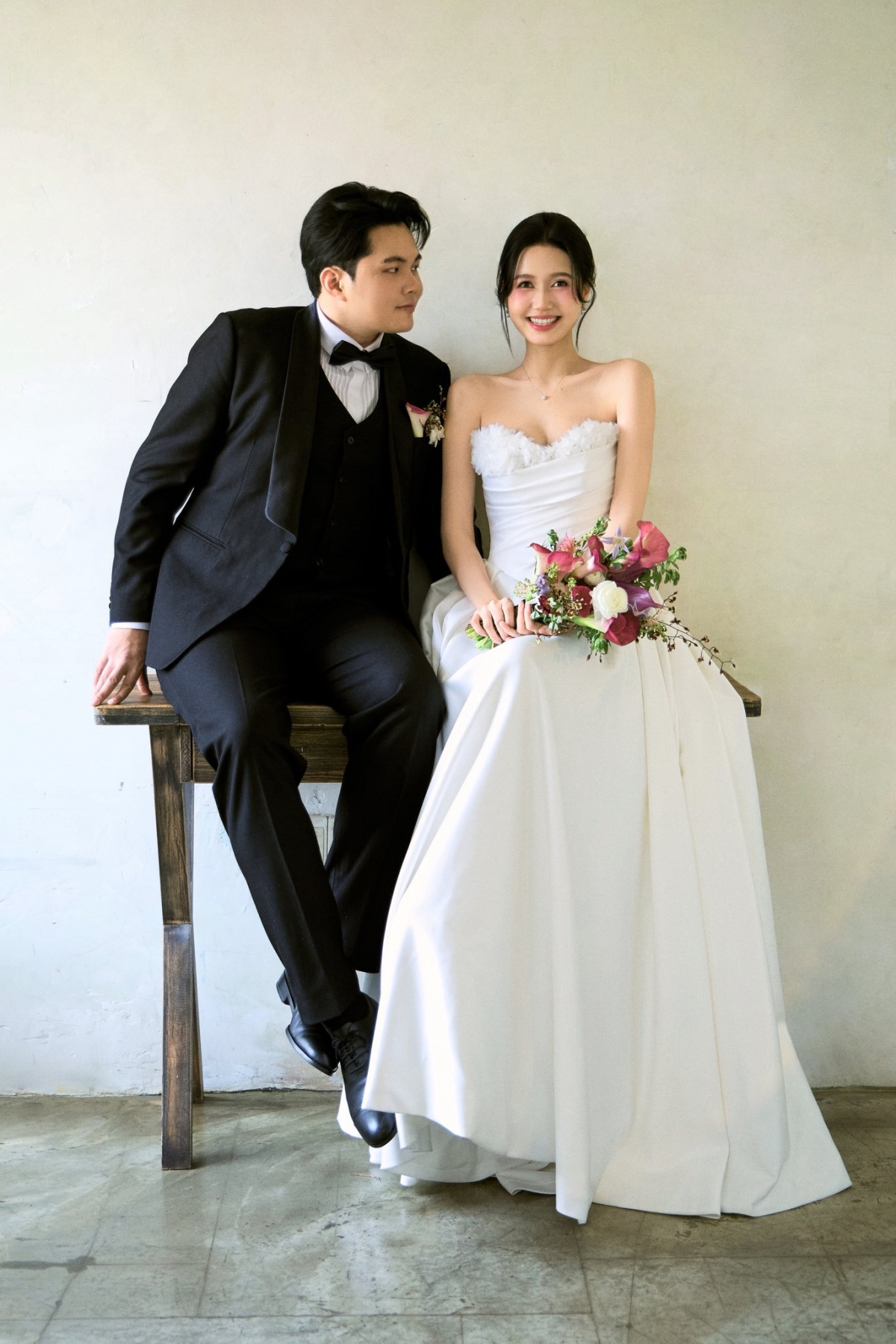 Nhung Gumiho cưới chồng nhạc sĩ