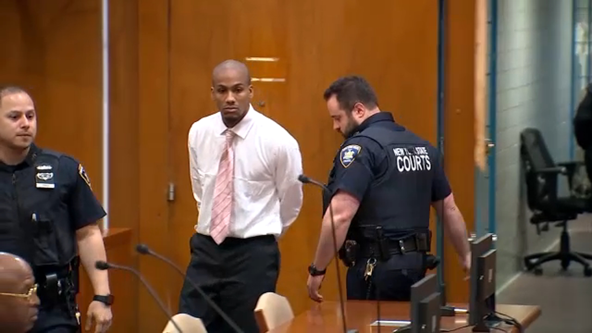 Suspect accused of fatal shooting of NYPD Det. Jonathan Diller to ...