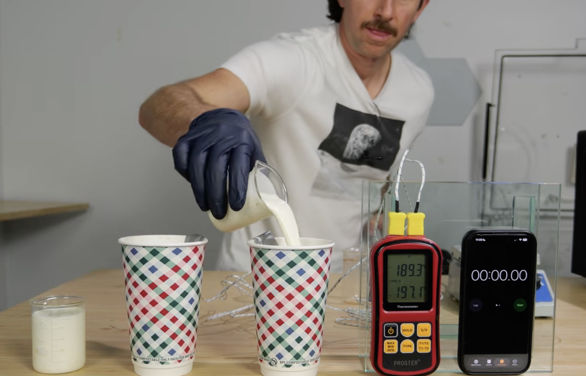 The weird physics of adding cream to coffee