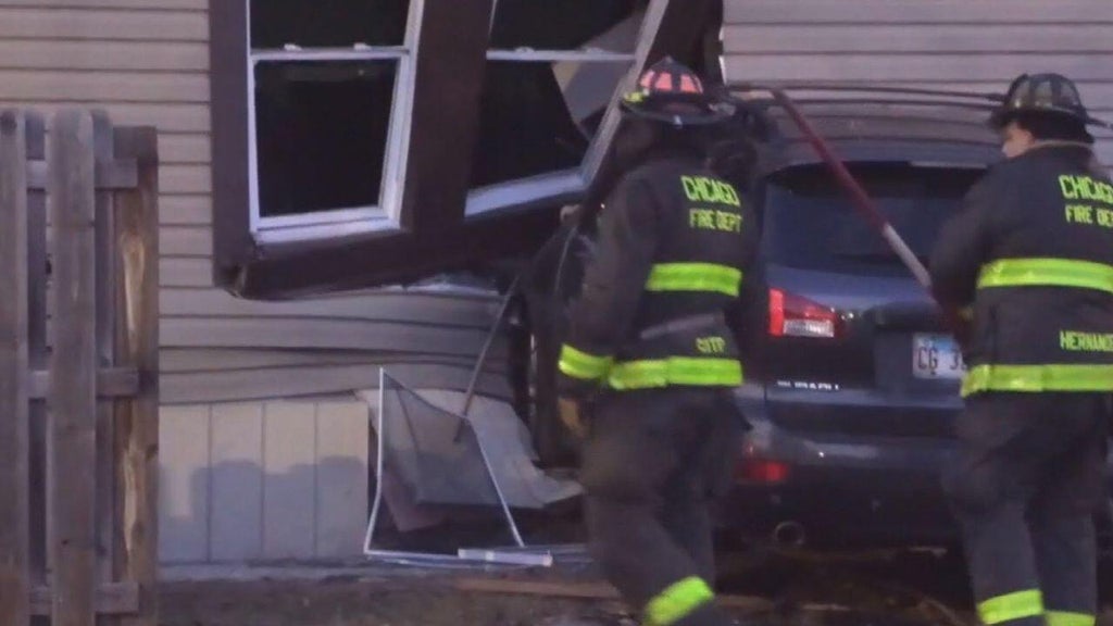 Woman, 77, loses control of SUV, crashes into fences, building in ...