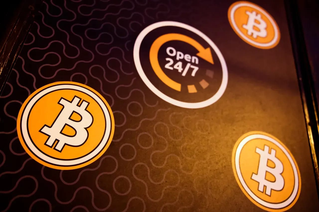 Bitcoin jumps to $70K – crypto rallies after Trump says Iran war will ...