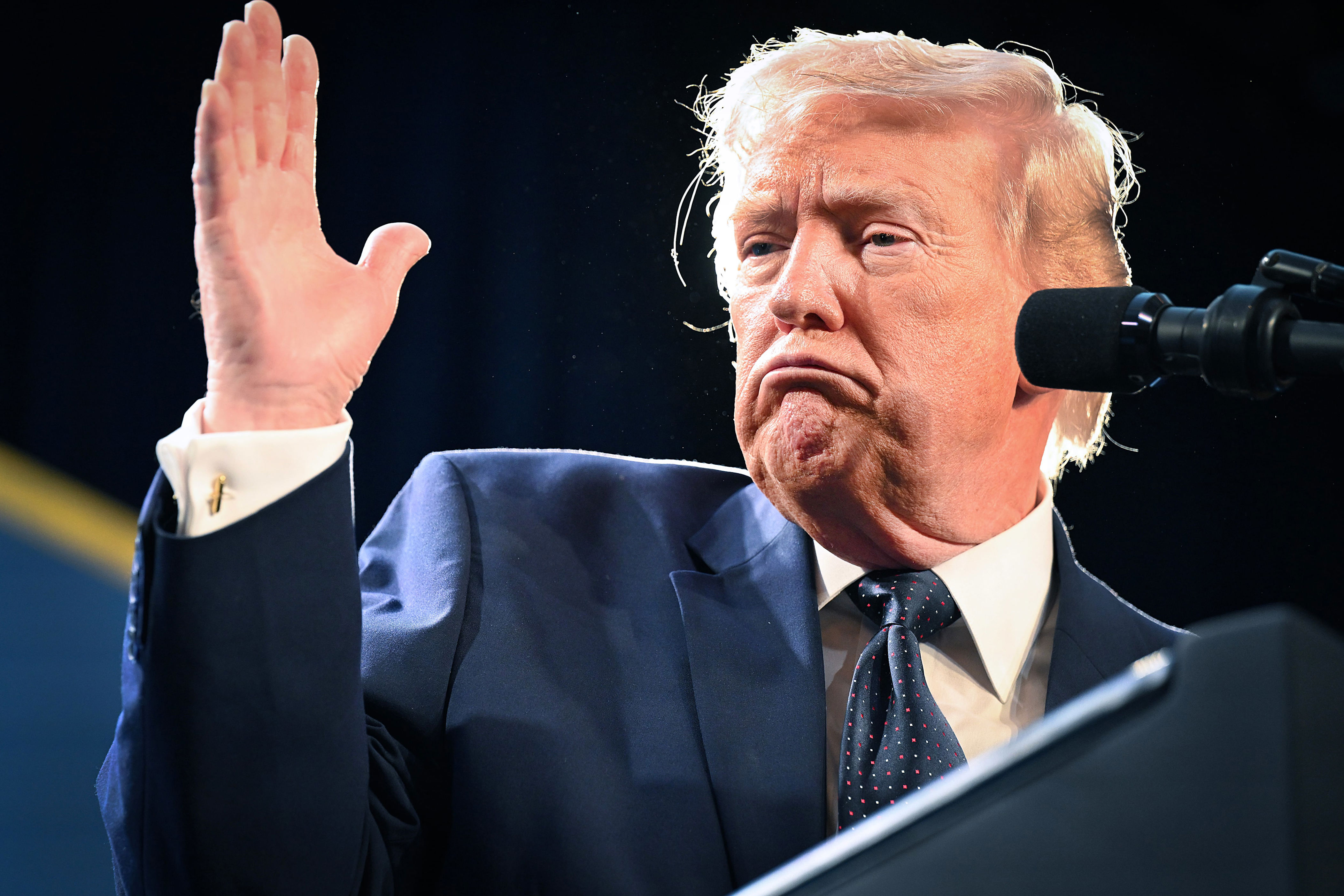 Trump goons panic as soaring prices catch them 'off guard'