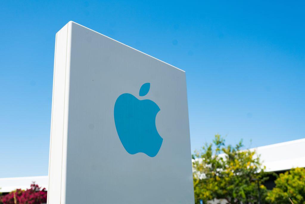 Apple gave us the Neo, now it might be planning a high-end MacBook Ultra