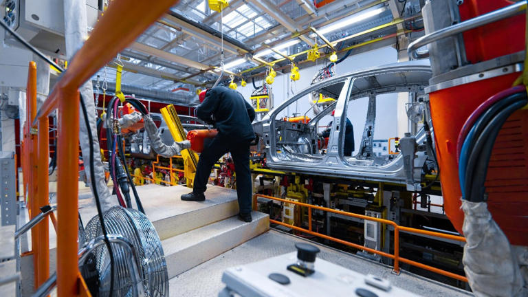 Stellantis hires 2,000 engineers as it pushes a quality reset