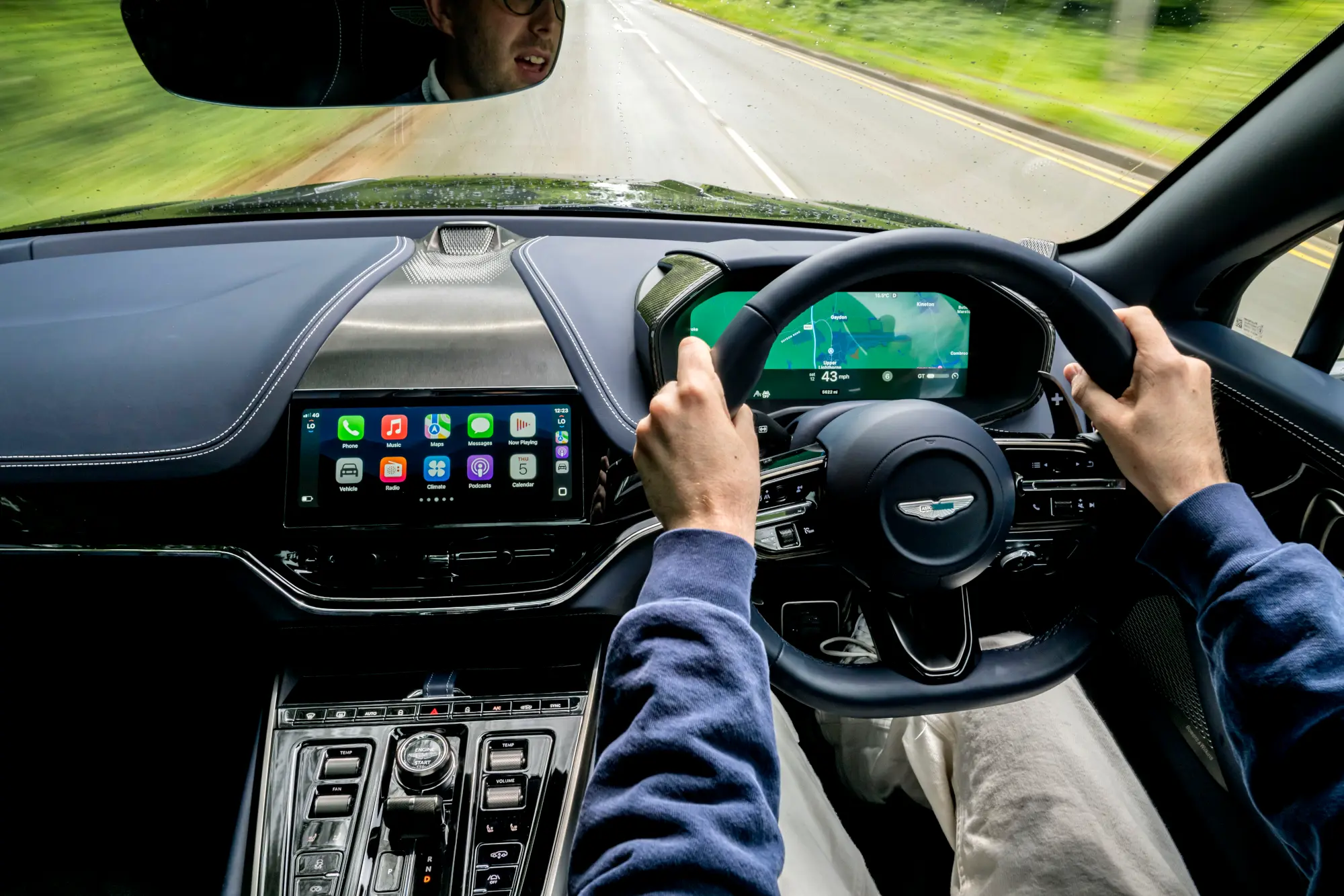 Apple CarPlay Ultra is expanding to new, more affordable car brands ...
