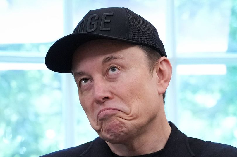 Nigel Farage and Rupert Lowe feud over Elon Musk's support as Makerfield by-election looms