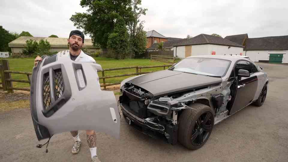 I Bought Wracked Car From Famous Athlete - Now I Have To Fix It
