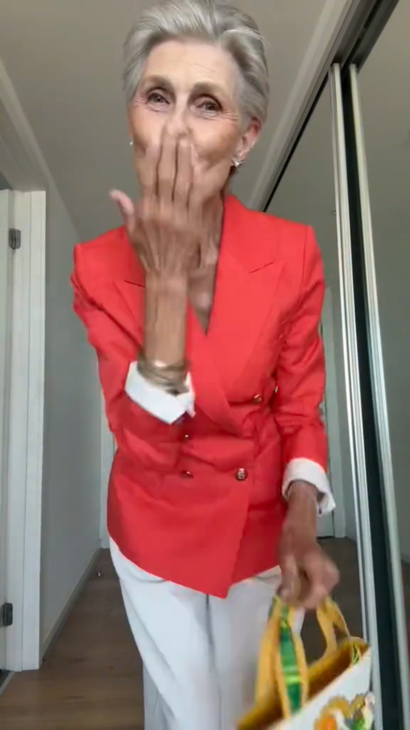 Get ready with me: the funniest morning routine