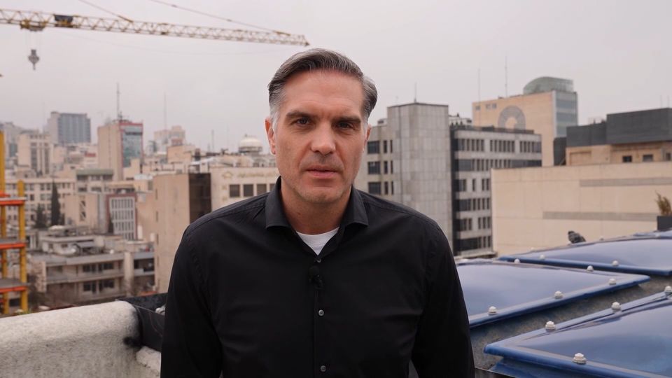 CNN team in Tehran witnessed several waves of heavy airstrikes