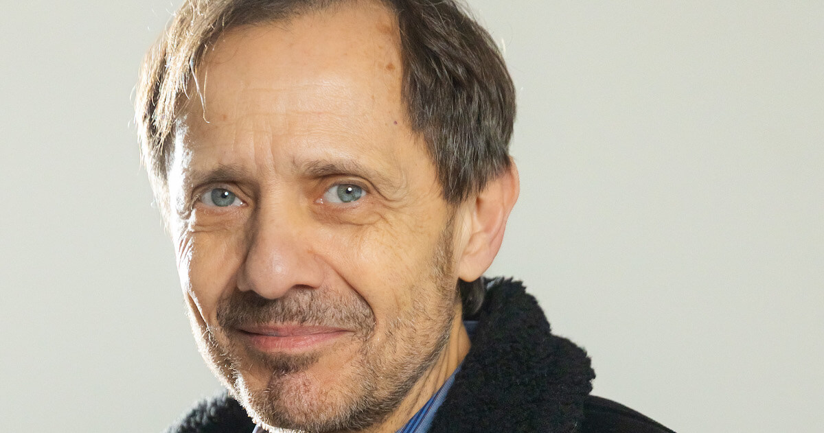 Un posto al sole: Maurizio è il padre solo delle gemelle, non di Serena