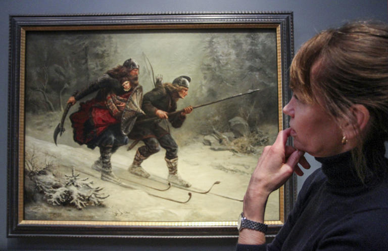 n-kan-du-se-det-ber-mte-birkebeiner-maleriet-p-en-norsk-museumsvegg