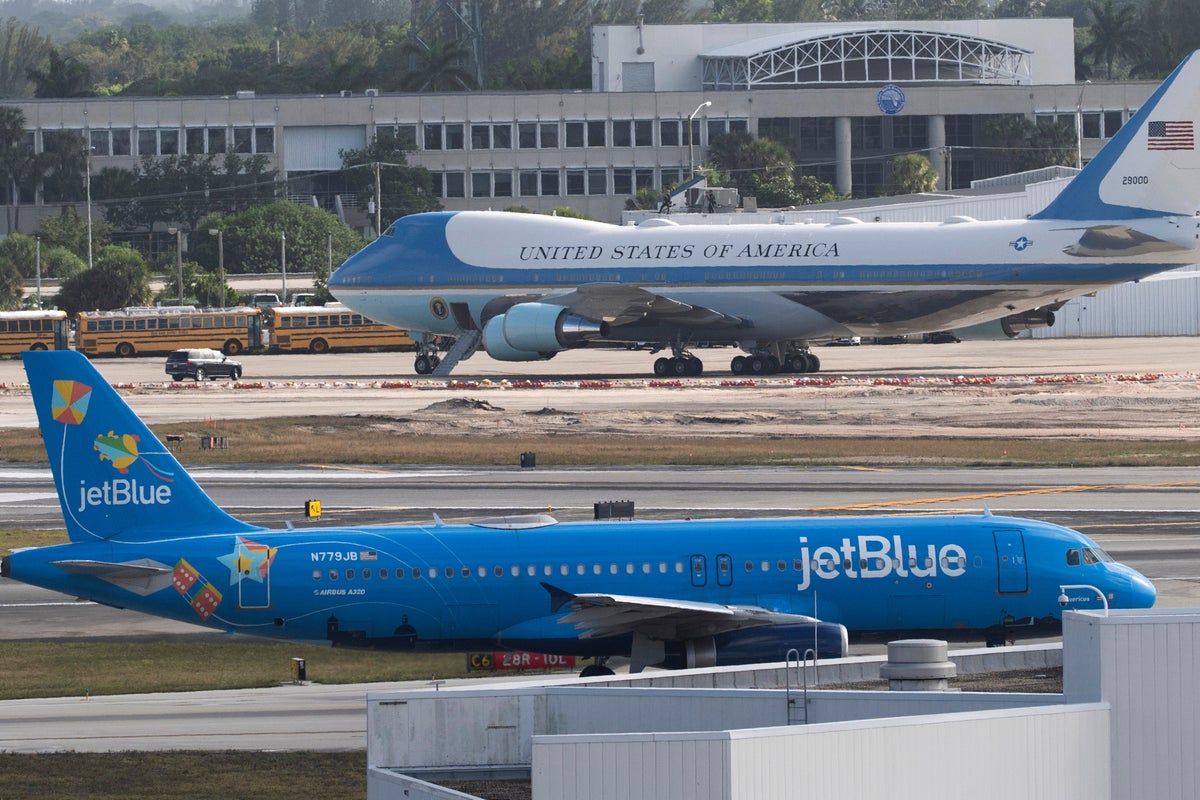 All JetBlue flights grounded in US after request from airline<br><br>