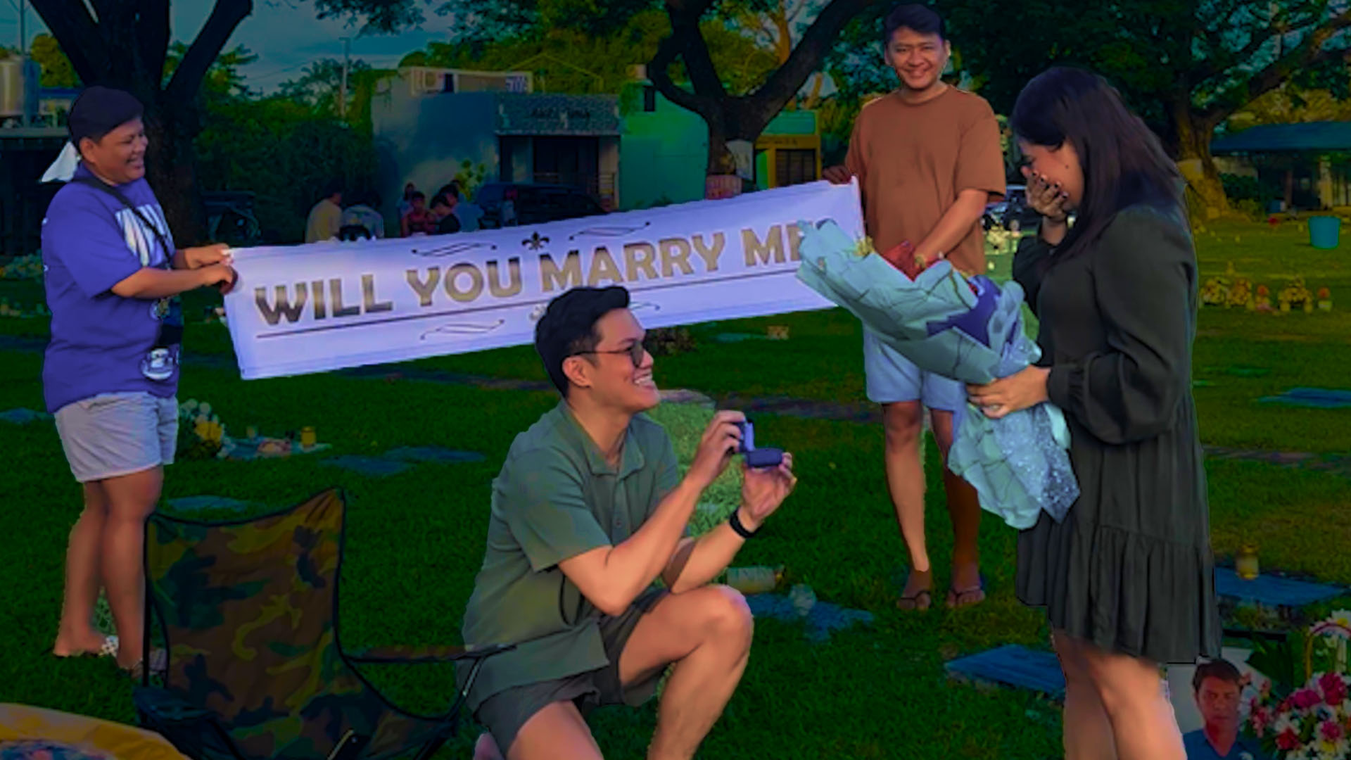 Wholesome wedding proposals: Ring mishaps, Disney surprises & beach moments