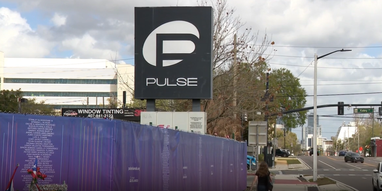 City of Orlando removes Pulse nightclub sign ahead of site demolition