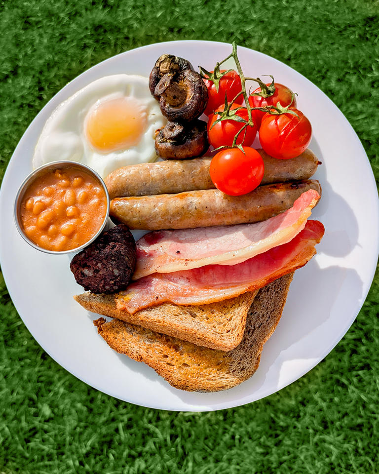 Why 'hidden gem' Nottinghamshire farm shop serving 'banging' breakfasts ...