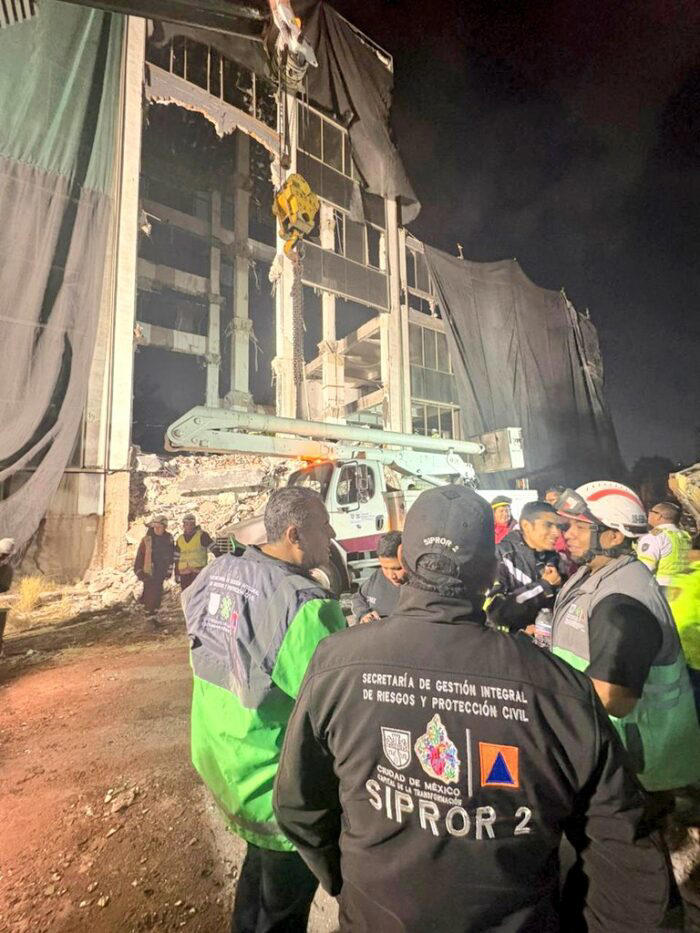 CDMX | Localizan tercer cuerpo tras colapso en la Cuauhtémoc