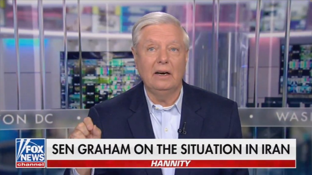 Megyn Kelly rips senator for threats against Cuba, Spain: 'When did ...