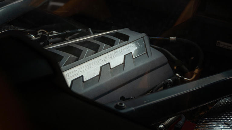 5 V8 engines more powerful than the Ford 7.3L Godzilla