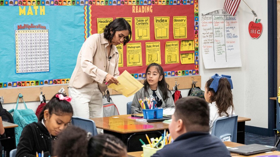 EBR school system launches new teacher prep program