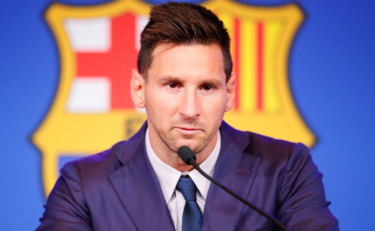 Messi urged to 'explain the truth' on failed Barcelona comeback by ...