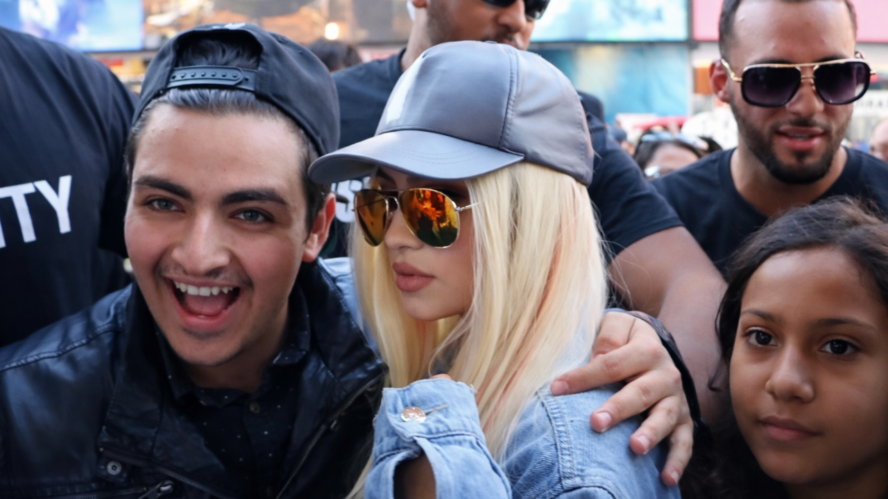 Kylie Jenner look alike walks through NYC