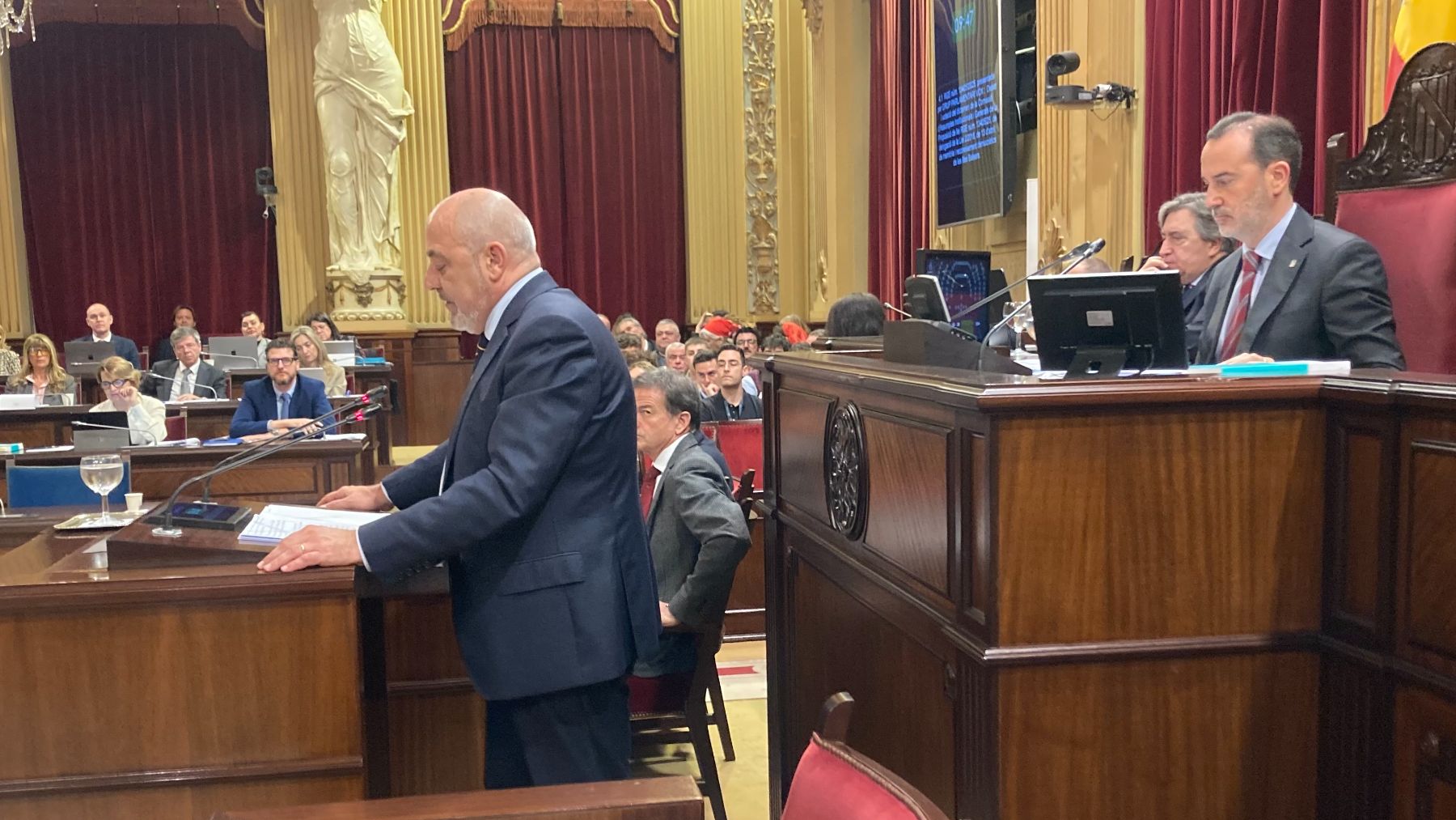 Vox entierra la Ley de Memoria Democrática de Baleares con el apoyo del PP