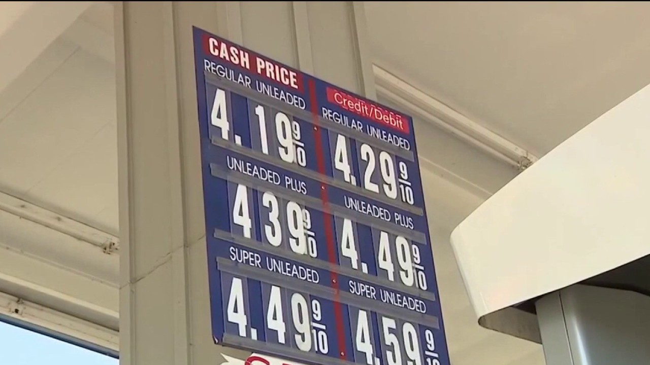 Oil prices pull back after surge tied to Iran war concerns