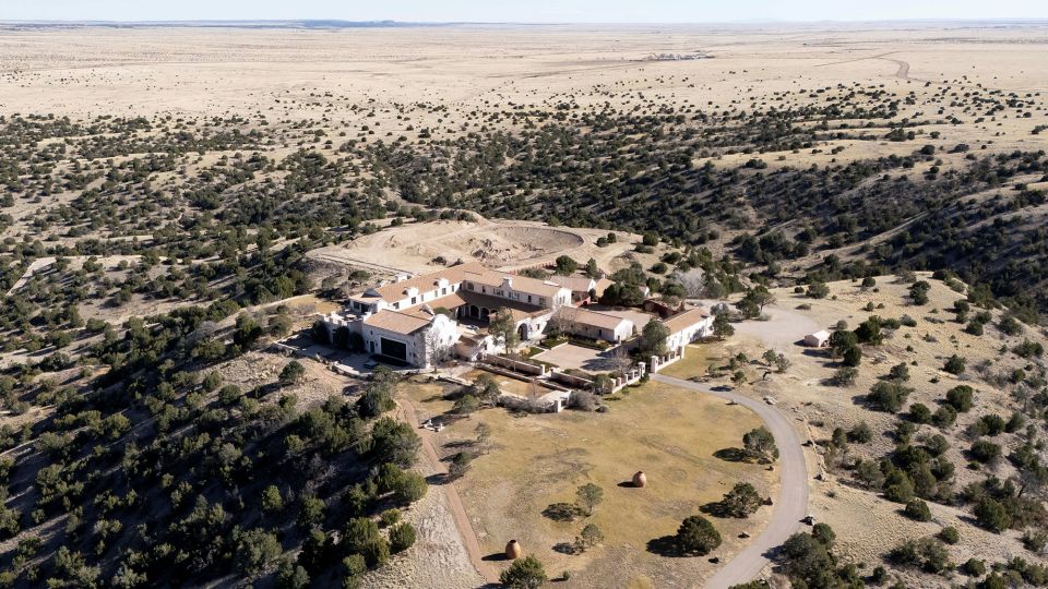 New Mexico authorities search Zorro Ranch formerly owned by Epstein<br>