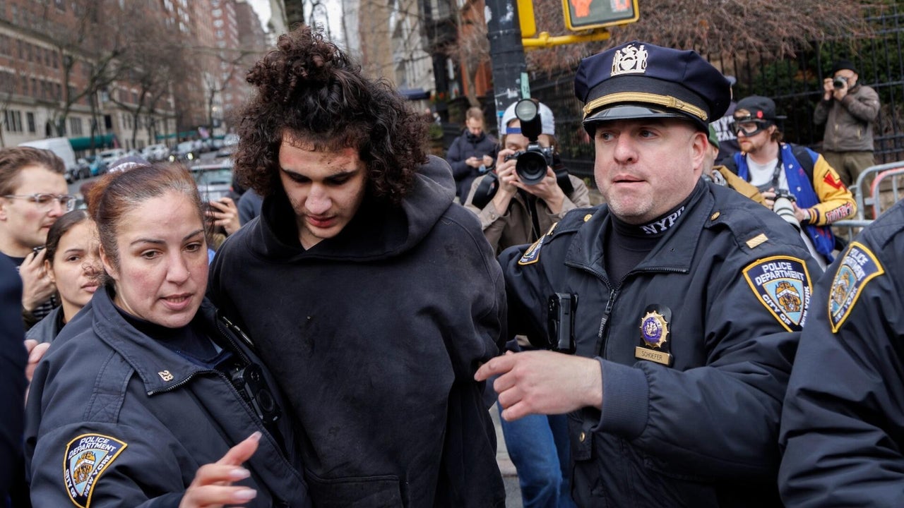 Latest details on NYC bomb suspects in alleged ISIS-inspired terror plot