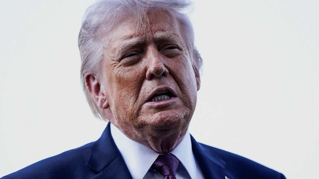 CNN host struggles to make sense of 'eyebrow-raising' Trump remarks