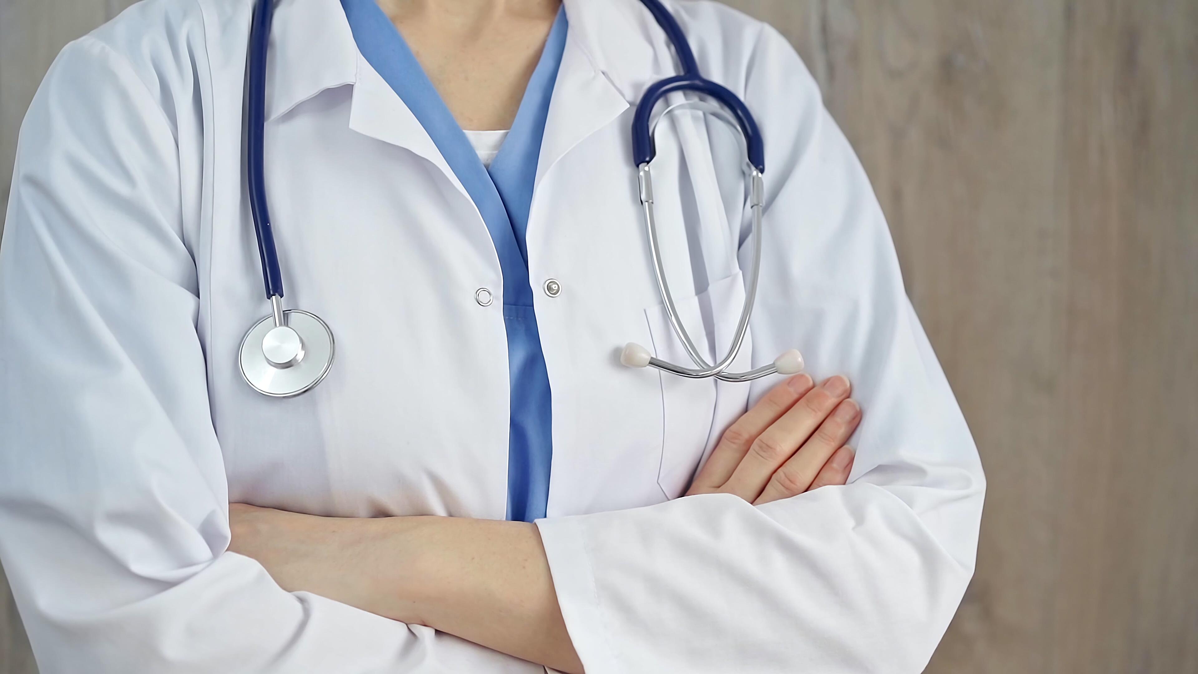 The good, bad, and ugly of AI healthcare, according to a doctor who uses AI