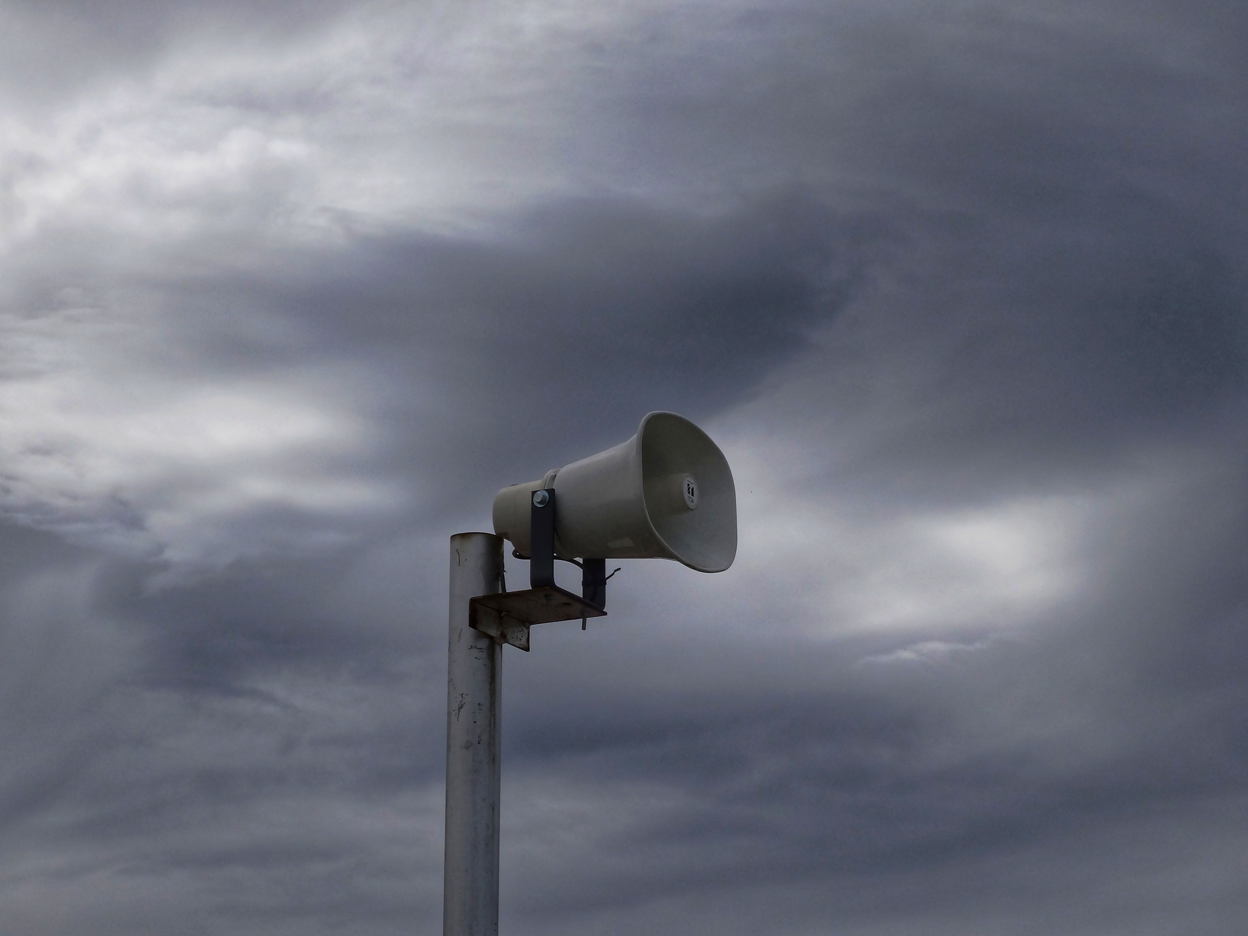 Tornado warning drill sirens alert thousands of residents