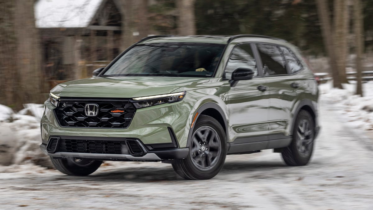 2026 Honda CR-V First Test: Dirty Deeds Done Dirt Chic