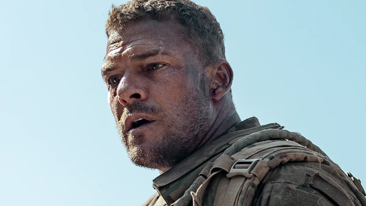 Novo sci-fi com Alan Ritchson já é o filme mais visto da Netflix
