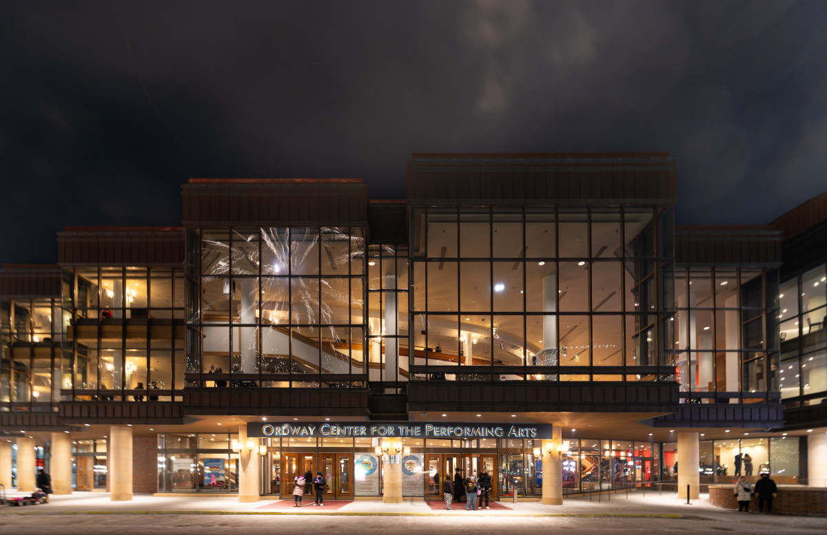 MN Opera's new season features world premiere comic book adaptation