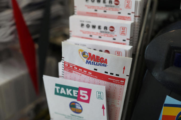 Oregon Lottery's St. Patrick's Day raffle is selling out. What to know