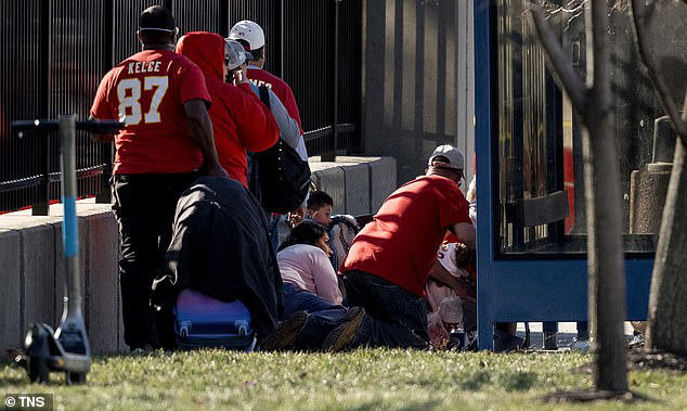 Chiefs parade shooter who was facing murder charge set to be released ...