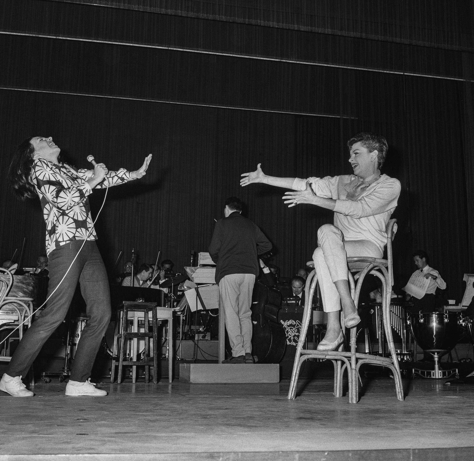 Liza Minnelli's book details life with mom Judy Garland: Biggest reveals