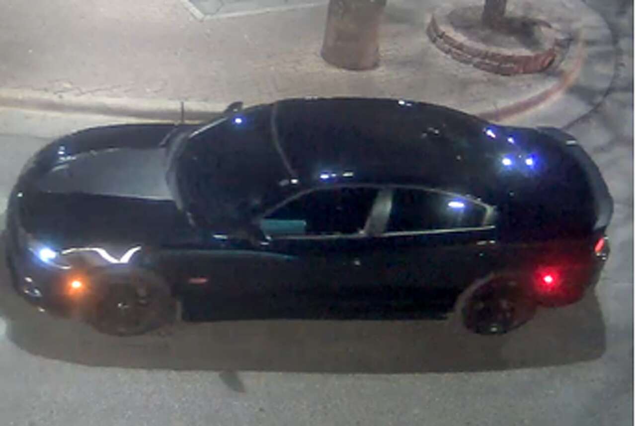 Austin police seek suspects who fled deadly North Lamar shooting in ...