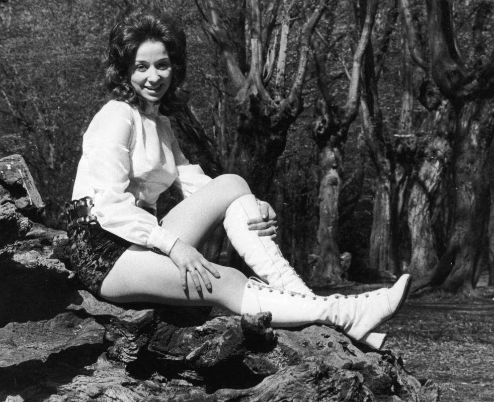 Iconic ’70s singer, with No. 1 hit song, turns 72