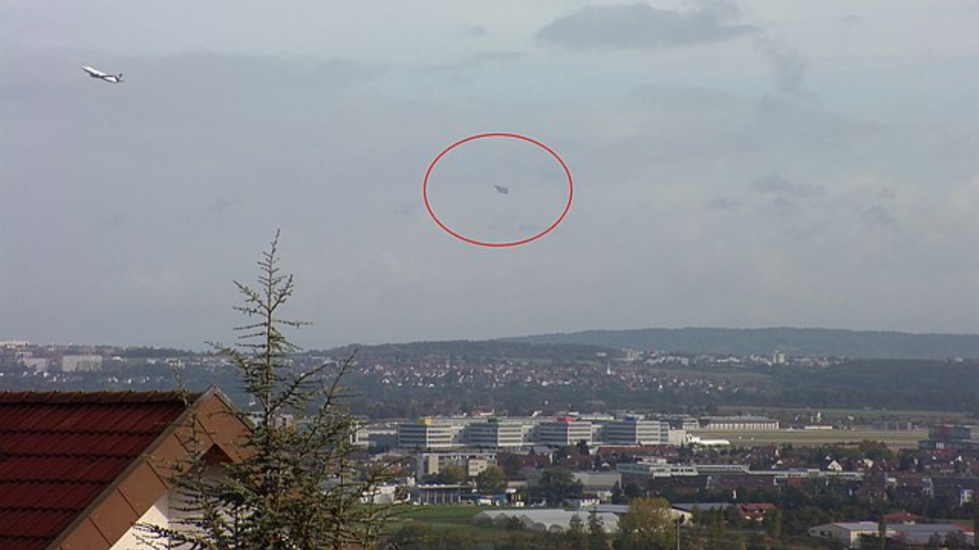 Congressman alleges secret UFO site with object too big to remove ...
