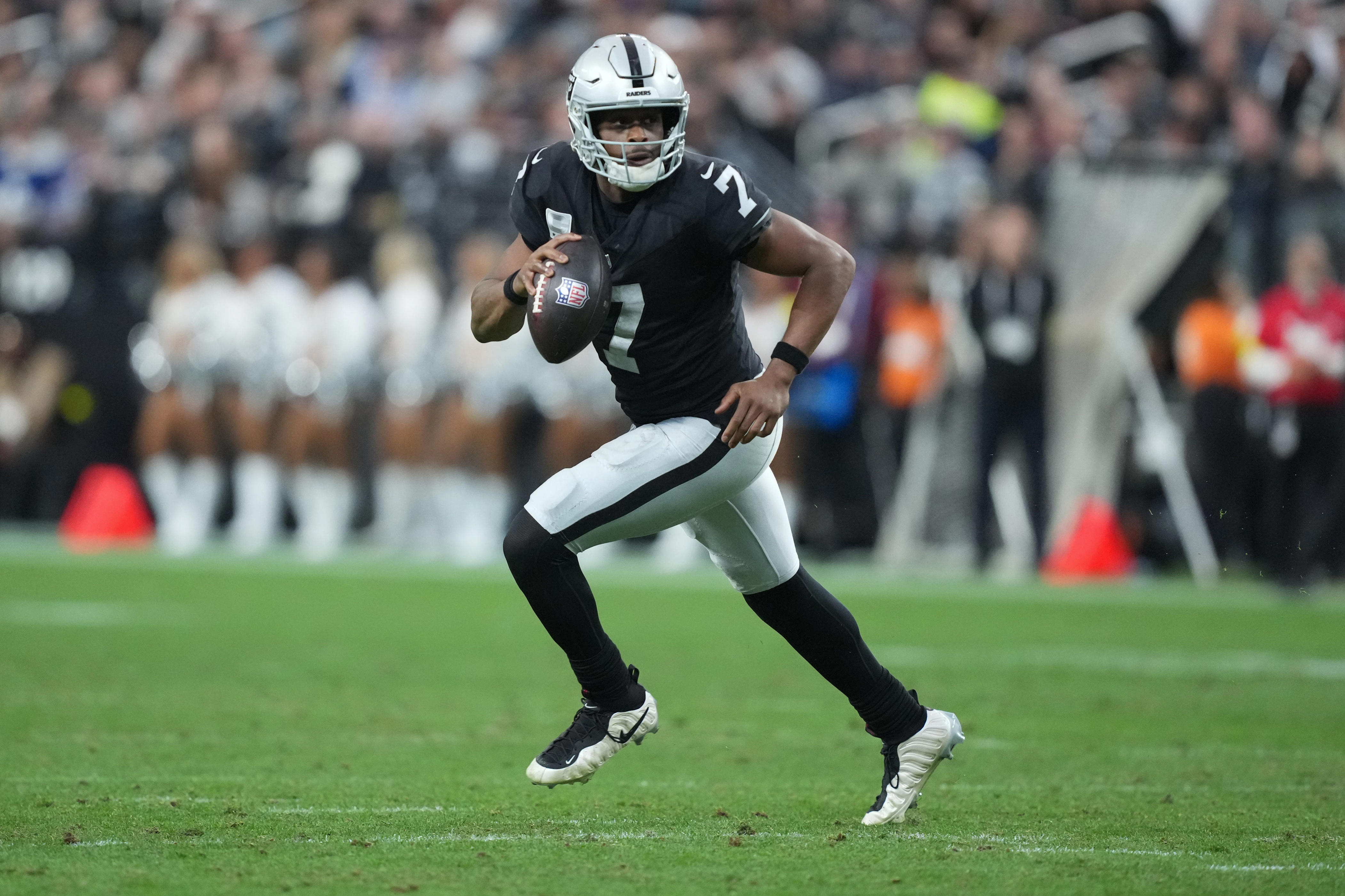 He's back: Geno Smith returns to NY Jets in trade with Raiders