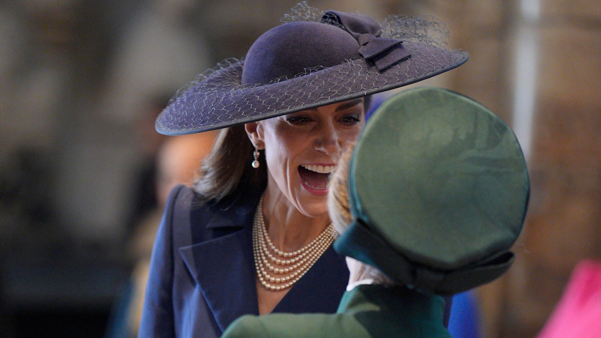 No kiss, no drama: Kate Middleton and Princess Anne turn an awkward ...