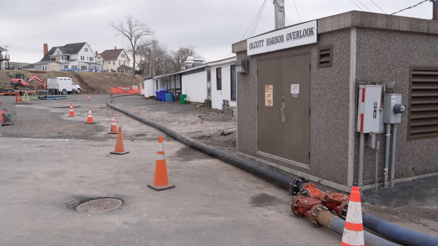 'Emergency under control': 1 million gallons of sewage leak into Olcott ...